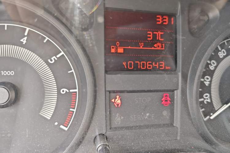 Used Peugeot 301 2014 1.6L Manual Comfort Edition Odometer Close Up