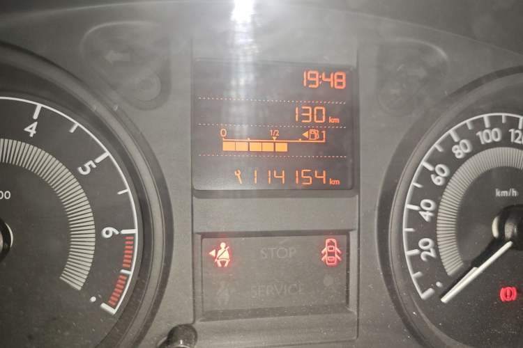 Used Peugeot 301 2014 1.6L Manual Comfort Edition Odometer Close Up