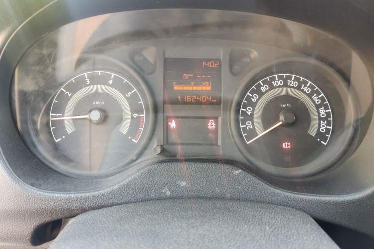 Used Peugeot 301 2014 1.6L Manual Comfort Edition Odometer Close Up