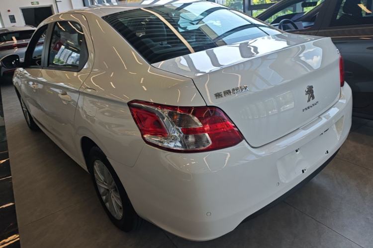 Used Peugeot 301 2014 1.6L Automatic Luxury Edition Rear Left 45 Deg