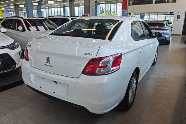 Used Peugeot 301 2014 1.6L Automatic Luxury Edition Rear Right 45 Deg