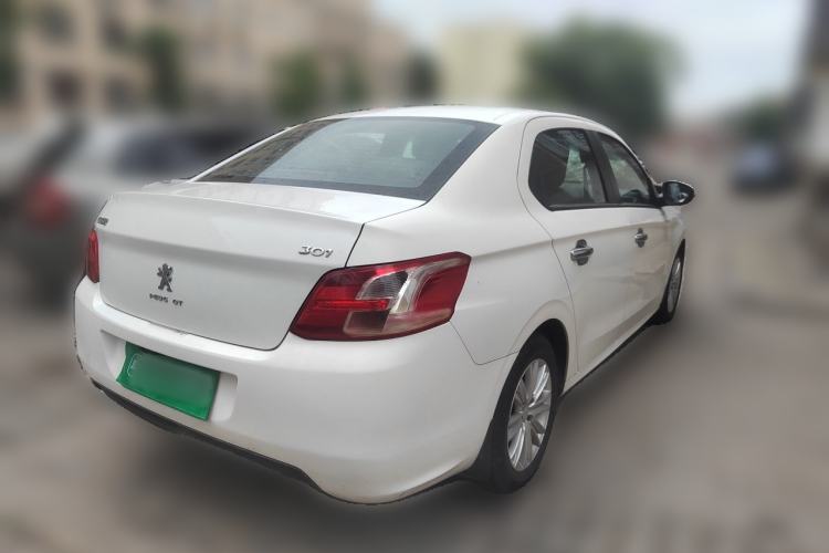 Used Peugeot 301 2014 1.6L Automatic Comfort Edition Rear Right 45 Deg