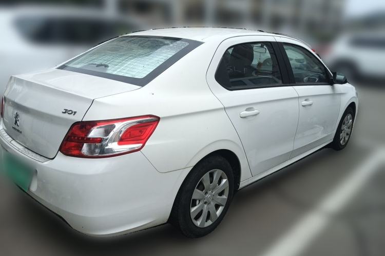 Used Peugeot 301 2014 1.6L Manual Comfort Edition Rear Right 45 Deg