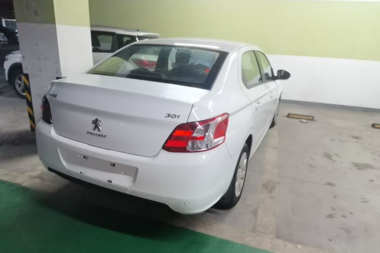 Used Peugeot 301 2014 1.6L Manual Comfort Edition Rear Right 45 Deg