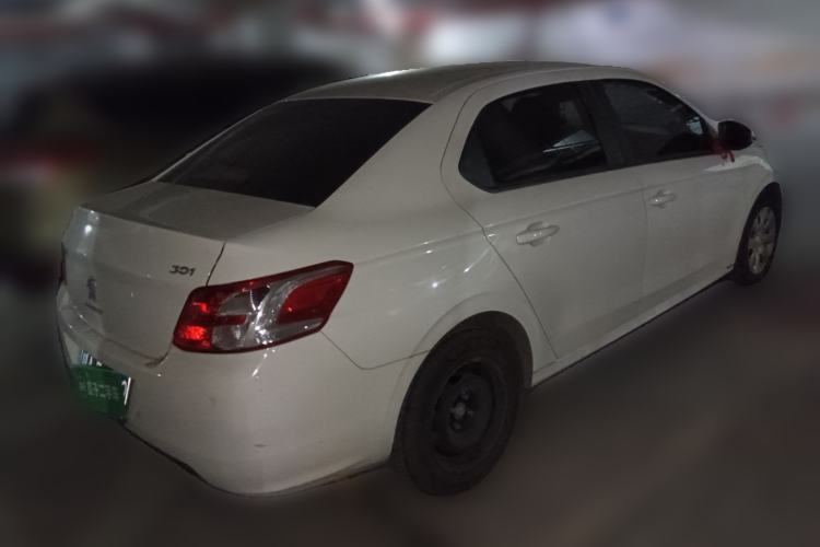 Used Peugeot 301 2014 1.6L Manual Comfort Edition Rear Right 45 Deg