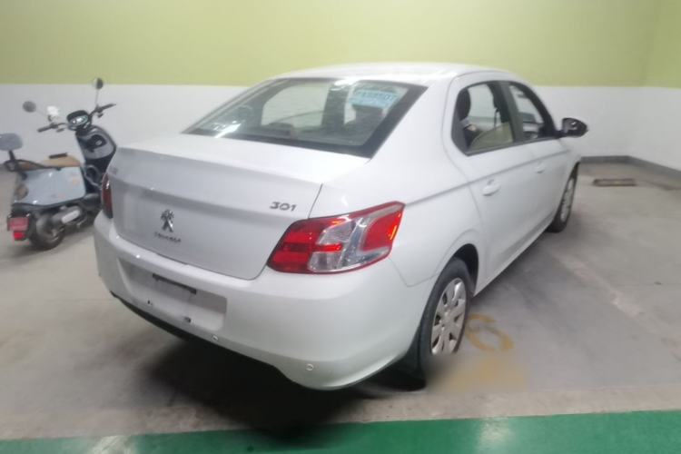 Used Peugeot 301 2014 1.6L Manual Comfort Edition Rear Right 45 Deg