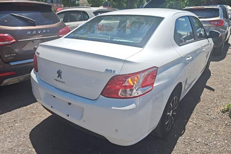Used Peugeot 301 2014 1.6L Automatic Comfort Edition Rear Right 45 Deg