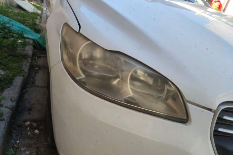 Used Peugeot 301 2014 1.6L Manual Comfort Edition Right Front Headlight