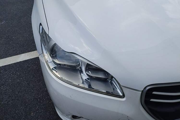 Used Peugeot 301 2014 1.6L Manual Comfort Edition Right Front Headlight