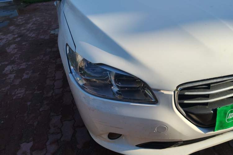 Used Peugeot 301 2014 1.6L Automatic Comfort Edition Right Front Headlight