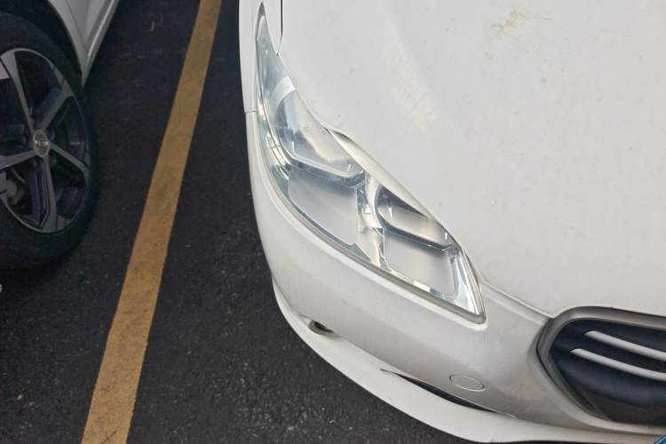 Used Peugeot 301 2014 1.6L Automatic Comfort Edition Right Front Headlight
