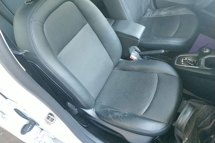 Used Peugeot 301 2014 1.6L Automatic Luxury Edition Right Front Seat