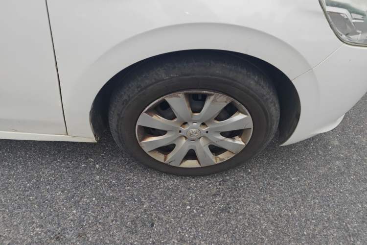 Used Peugeot 301 2014 1.6L Automatic Comfort Edition Right Front Wheel Hub