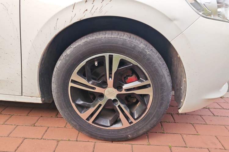 Used Peugeot 301 2014 1.6L Manual Comfort Edition Right Front Wheel Hub