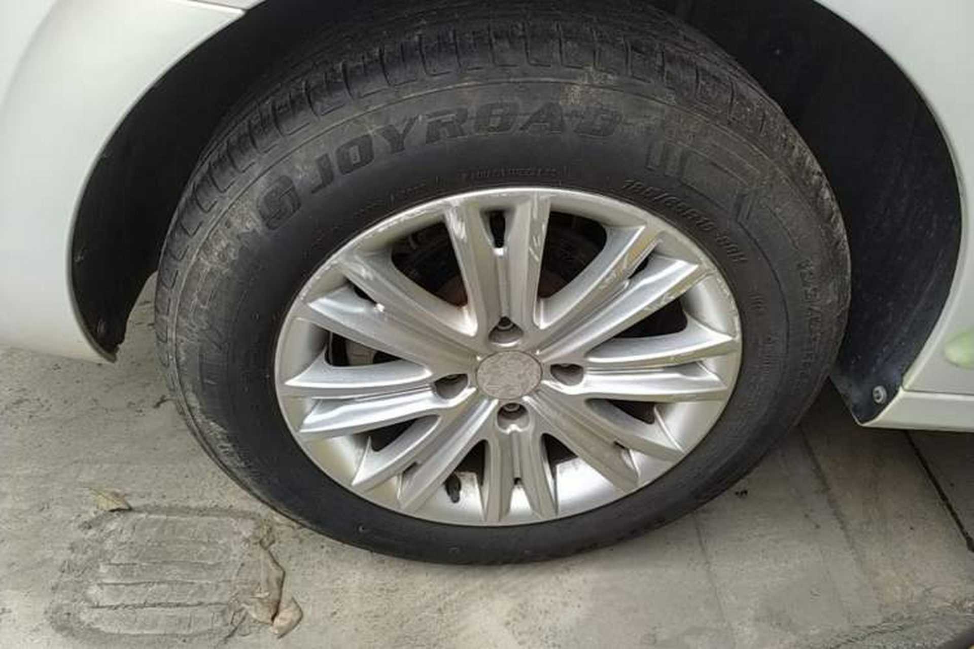 Used Peugeot 301 2014 1.6L Manual Comfort Edition Right Rear Wheel Hub