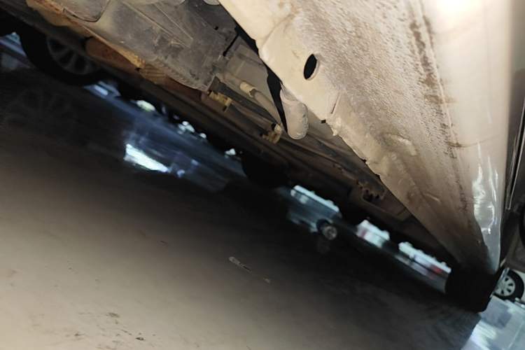 Used Peugeot 301 2014 1.6L Automatic Comfort Edition Right Side Sill