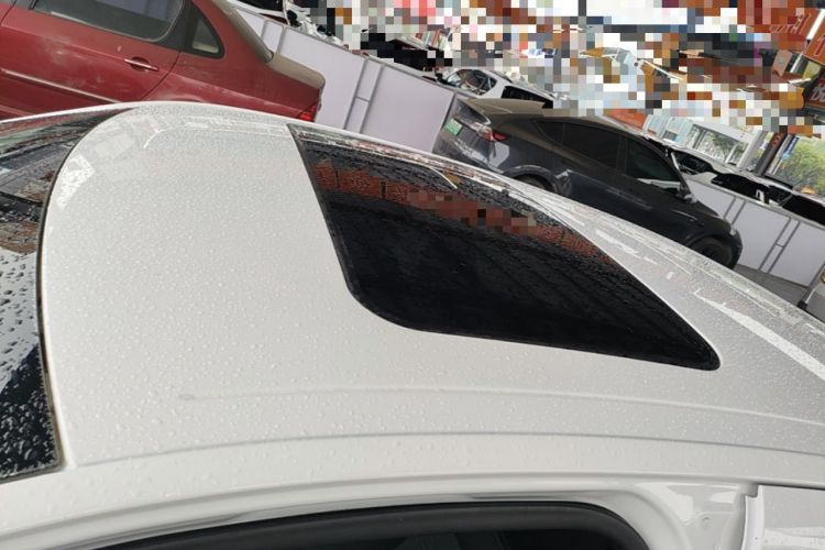 Used Peugeot 301 2014 1.6L Manual Luxury Edition Roof