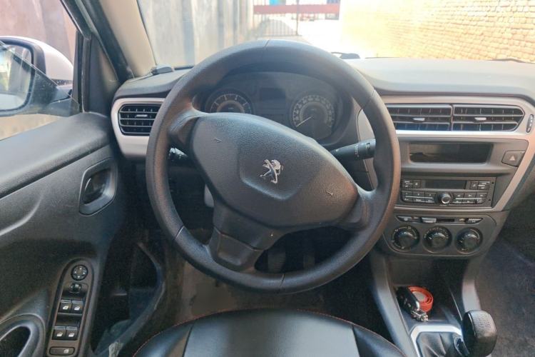 Used Peugeot 301 2014 1.6L Manual Comfort Edition Steering Wheel
