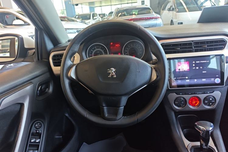 Used Peugeot 301 2014 1.6L Automatic Luxury Edition Steering Wheel