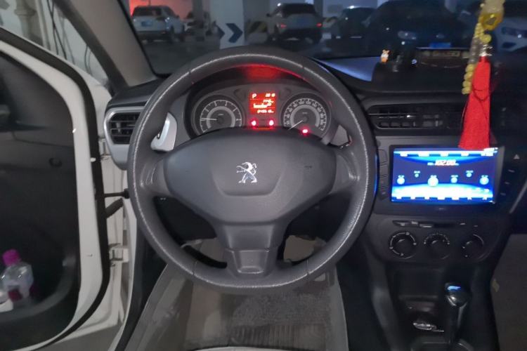 Used Peugeot 301 2014 1.6L Automatic Comfort Edition Steering Wheel