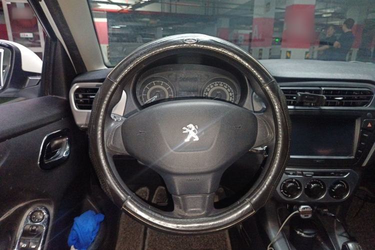 Used Peugeot 301 2014 1.6L Manual Comfort Edition Steering Wheel