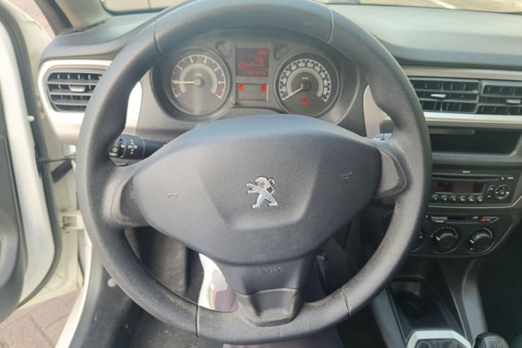 Used Peugeot 301 2014 1.6L Manual Comfort Edition Steering Wheel