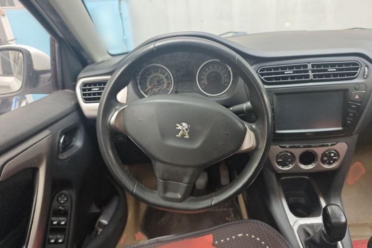 Used Peugeot 301 2014 1.6L Manual Luxury Edition Steering Wheel