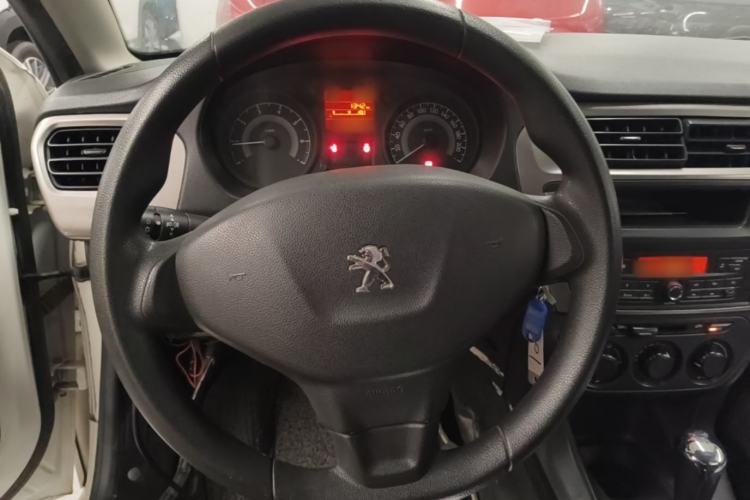 Used Peugeot 301 2014 1.6L Automatic Comfort Edition Steering Wheel