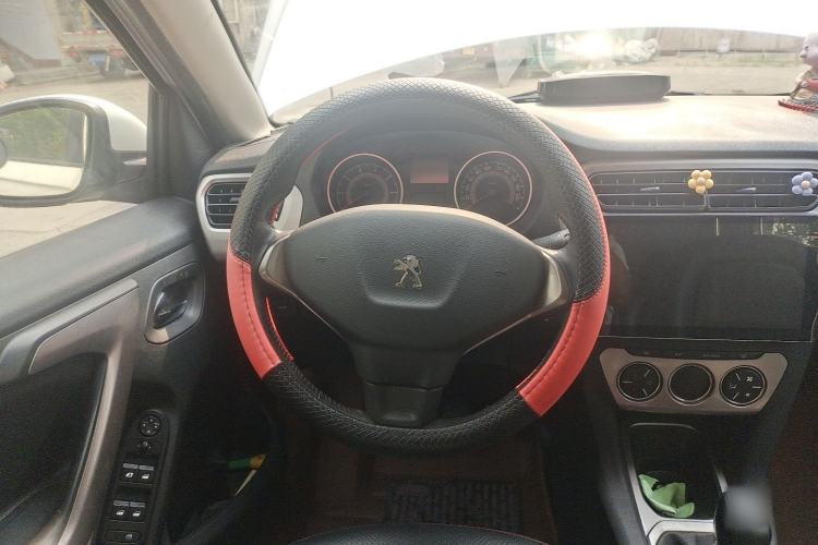 Used Peugeot 301 2014 1.6L Manual Luxury Edition Steering Wheel