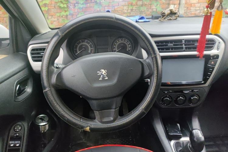 Used Peugeot 301 2014 1.6L Manual Comfort Edition Steering Wheel