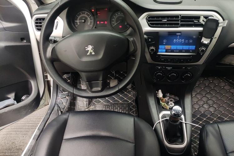 Used Peugeot 301 2014 1.6L Manual Comfort Edition Steering Wheel