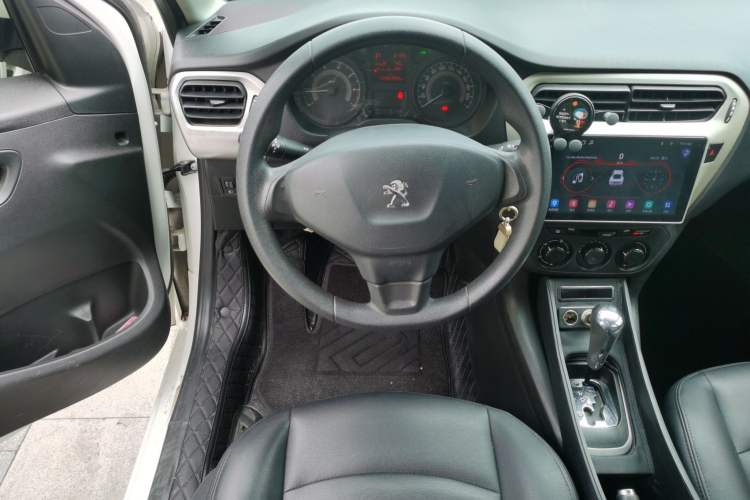 Used Peugeot 301 2014 1.6L Automatic Comfort Edition Steering Wheel