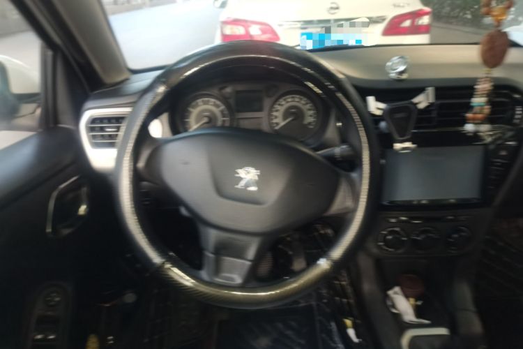 Used Peugeot 301 2014 1.6L Manual Comfort Edition Steering Wheel