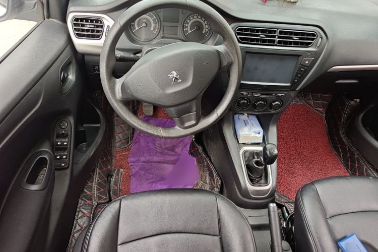 Used Peugeot 301 2014 1.6L Manual Comfort Edition Steering Wheel