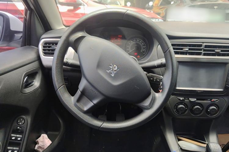 Used Peugeot 301 2014 1.6L Manual Comfort Edition Steering Wheel