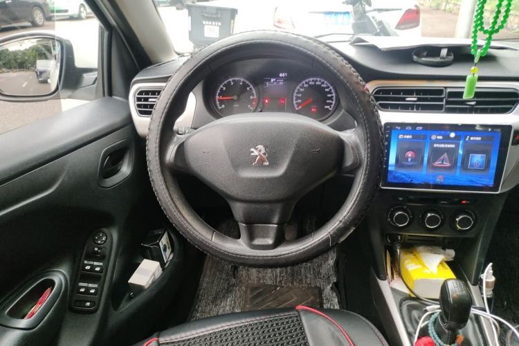 Used Peugeot 301 2014 1.6L Manual Comfort Edition CNG Steering Wheel