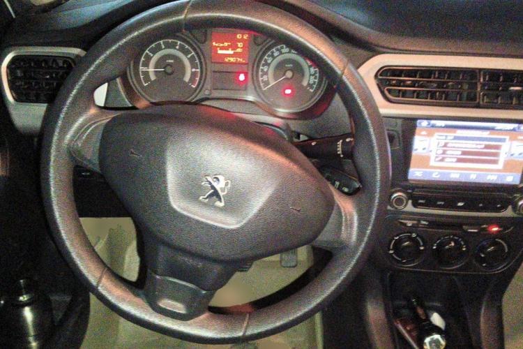 Used Peugeot 301 2014 1.6L Manual Comfort Edition Steering Wheel
