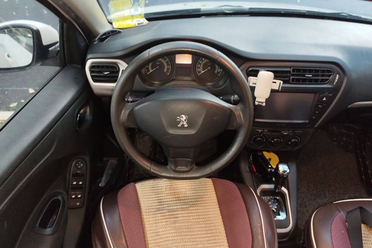 Used Peugeot 301 2014 1.6L Automatic Comfort Edition Steering Wheel