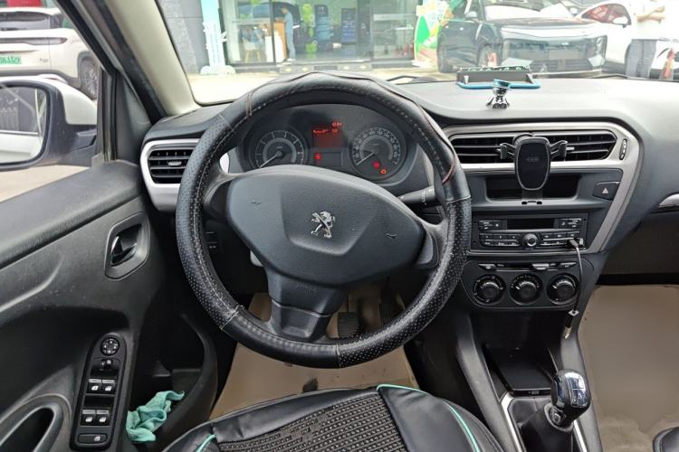 Used Peugeot 301 2014 1.6L Manual Comfort Edition Steering Wheel