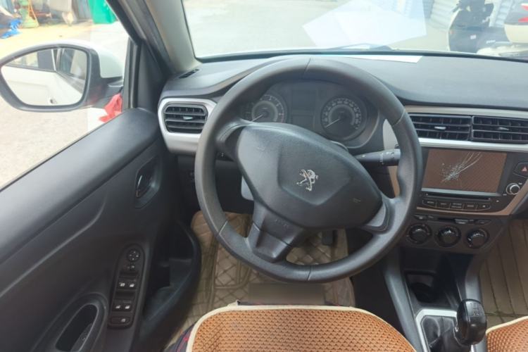 Used Peugeot 301 2014 1.6L Manual Comfort Edition Steering Wheel