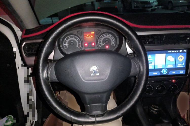 Used Peugeot 301 2014 1.6L Manual Comfort Edition Steering Wheel