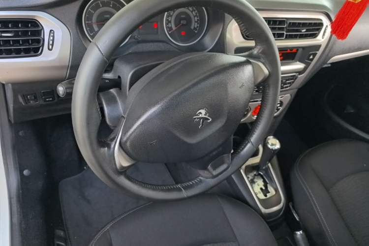Used Peugeot 301 2014 1.6L Automatic Luxury Edition Steering Wheel