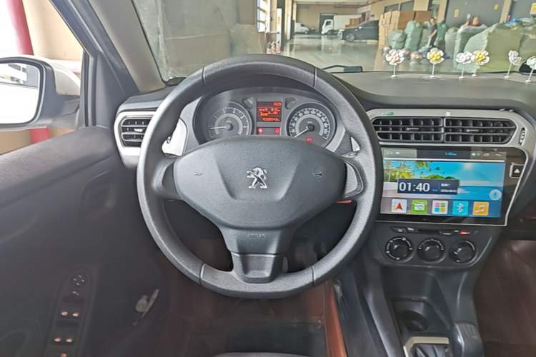 Used Peugeot 301 2014 1.6L Manual Comfort Edition Steering Wheel