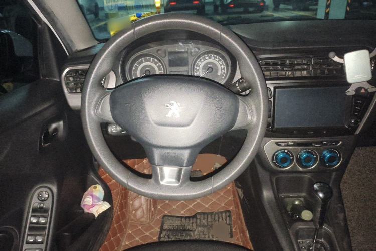 Used Peugeot 301 2014 1.6L Automatic Comfort Edition Steering Wheel