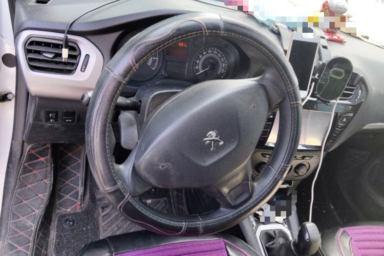 Used Peugeot 301  Steering Wheel
