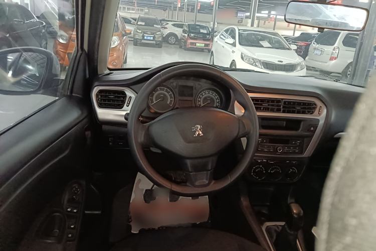Used Peugeot 301 2014 1.6L Manual Comfort Edition Steering Wheel