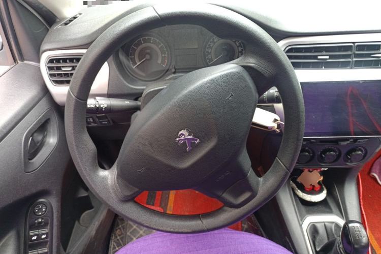 Used Peugeot 301 2014 1.6L Manual Comfort Edition Steering Wheel