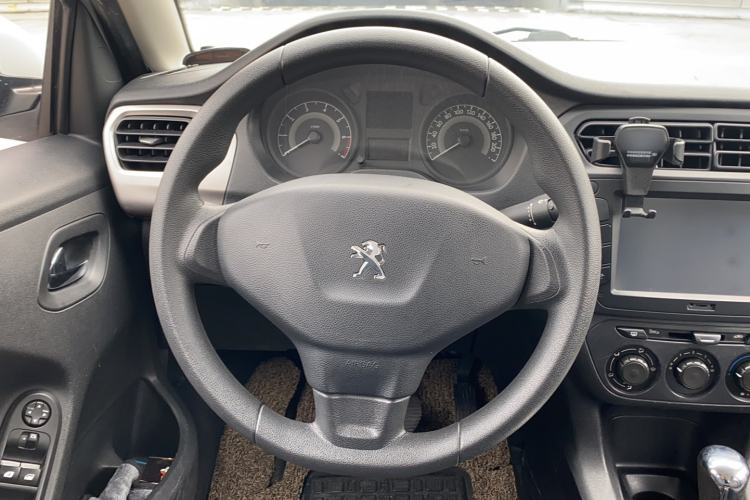 Used Peugeot 301 2014 1.6L Automatic Comfort Edition Steering Wheel