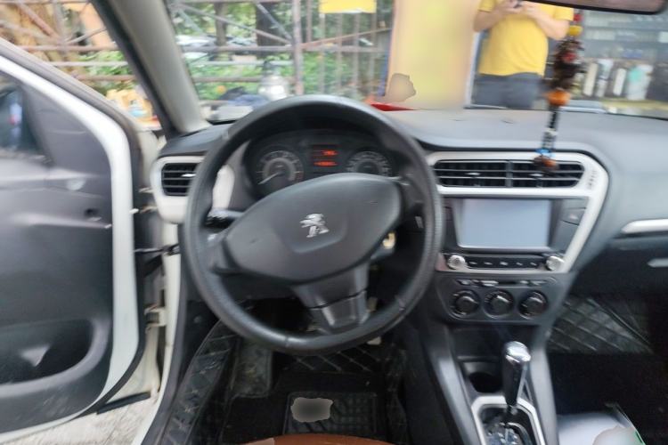 Used Peugeot 301 2014 1.6L Automatic Comfort Edition Steering Wheel