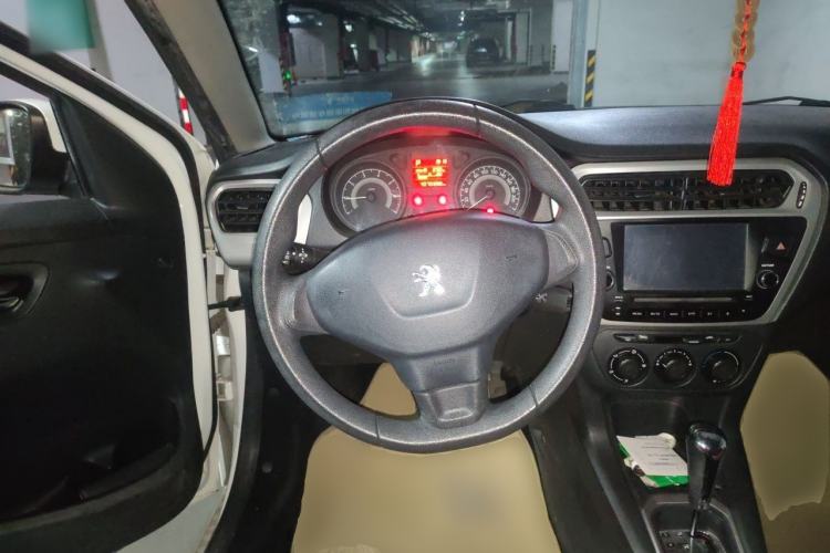 Used Peugeot 301 2014 1.6L Automatic Comfort Edition Steering Wheel